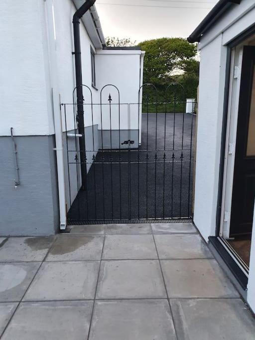 Villa Clydfan No 1 Road *